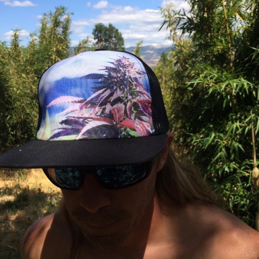 Black Ganja Trucker/Flat Brim/Baseball Hat